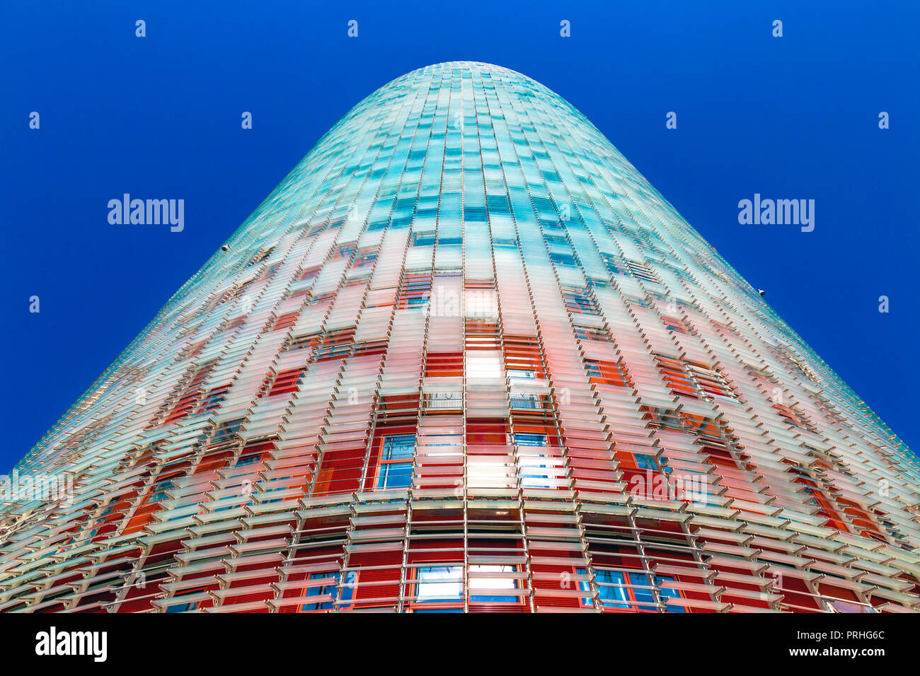 Torre Agbar (anciennement Glòries) gratte-ciel de Barcelone, Catalogne, Espagne Banque D'Images