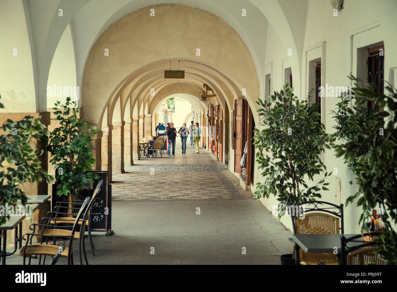 Cafe dans une arche Banque D'Images