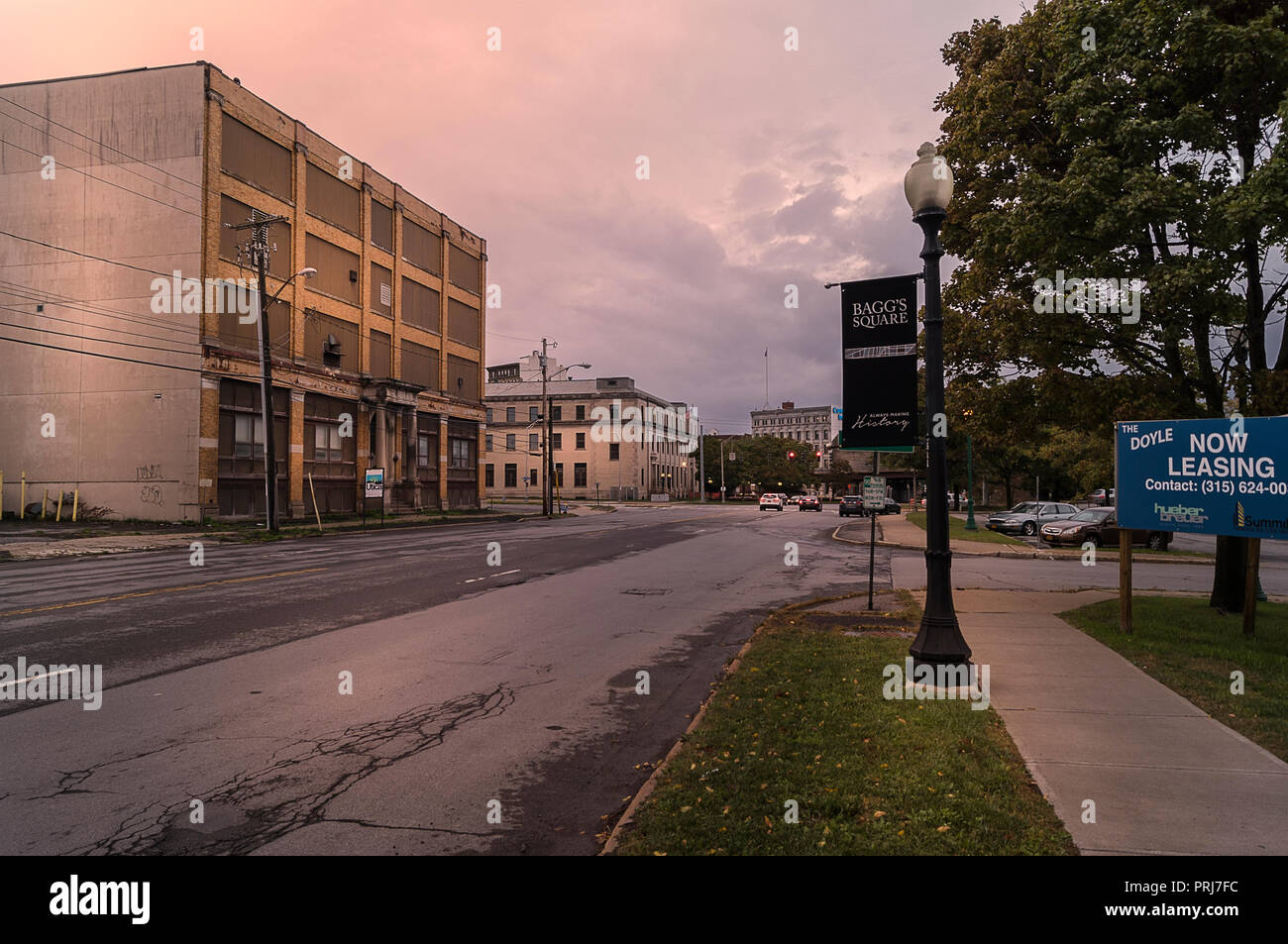 UTICA, NY, USA - oct. 02, 2018 : Bagg's Square situé au 2er et de la rue Main, c'est l'une des zones les plus anciennes dans la région de Oneida Comté et contient beaucoup de Reg National Banque D'Images