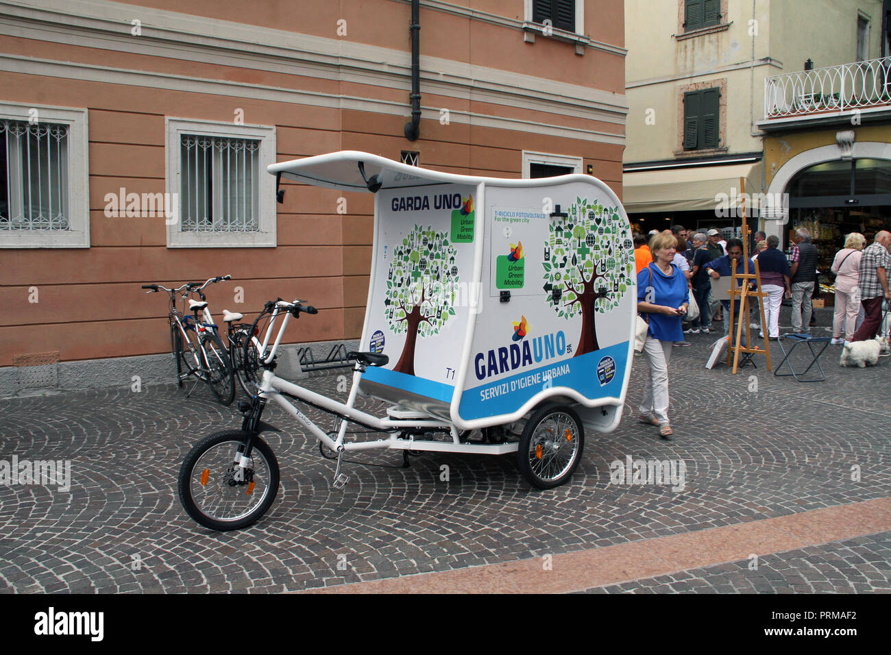 Gardauno servizi d igiene urbana Banque D'Images