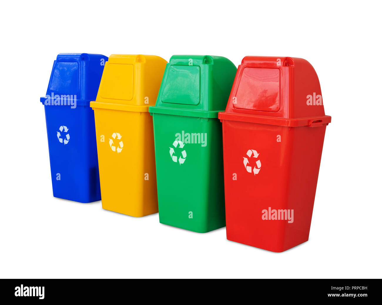 Quatre bacs de recyclage colorées isolé sur fond blanc (avec chemin de détourage) Banque D'Images