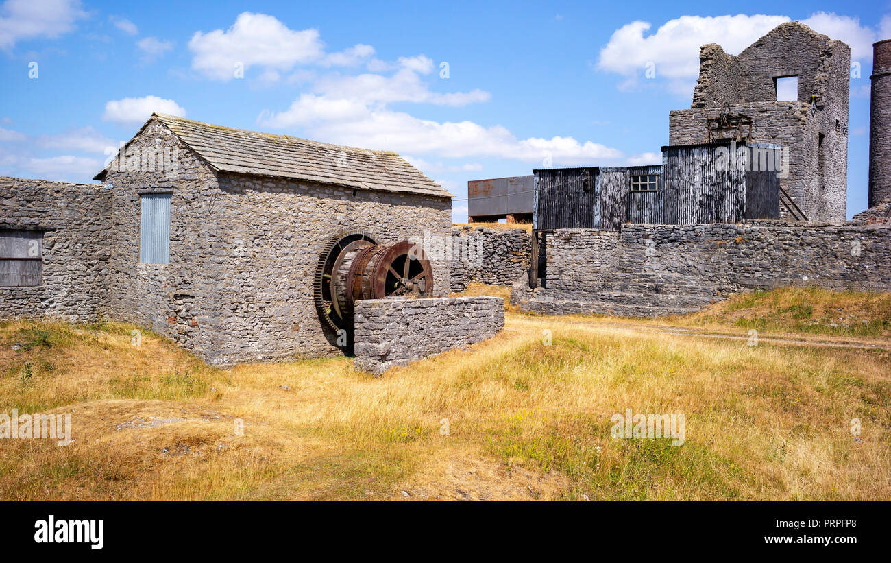 Le tambour d'enroulement et d'autres vestiges de surface Mine Magpie, Sheldon, Derbyshire Banque D'Images