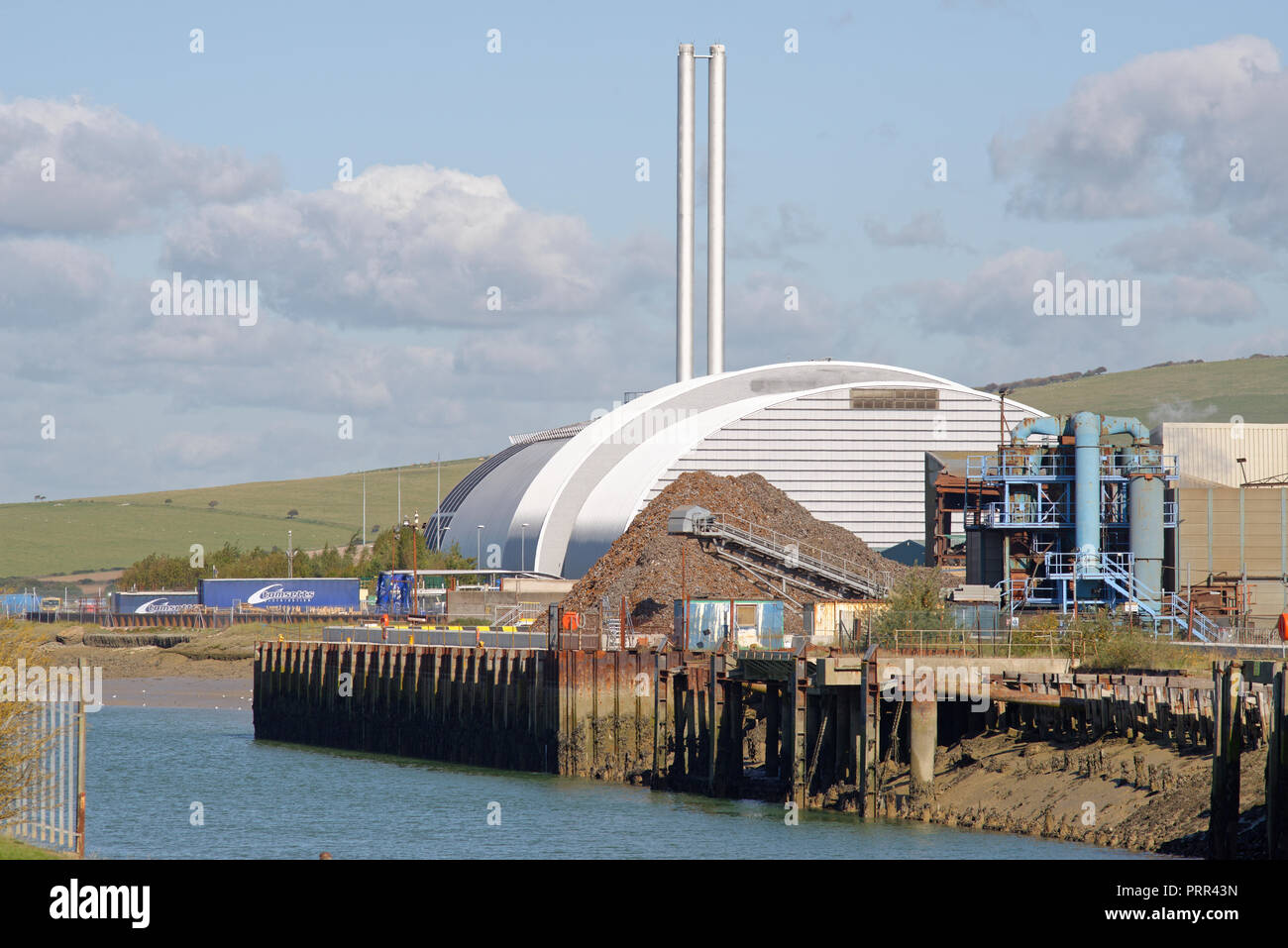 L'installation de récupération de l'énergie Newhaven est sur la ourskirts de Newhaven et convertit les déchets ménagers qui ne peuvent être recyclés en électricité par combustion. Banque D'Images