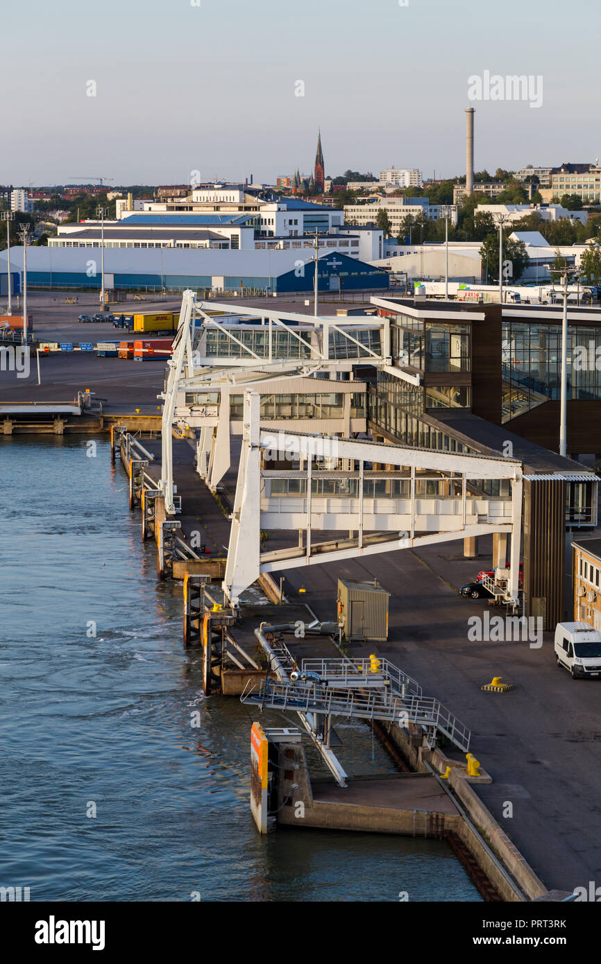 Editorial 08.09.2018 Turku Finlande, les passerelles de la Silja Line terminal en Finlande Turku Banque D'Images