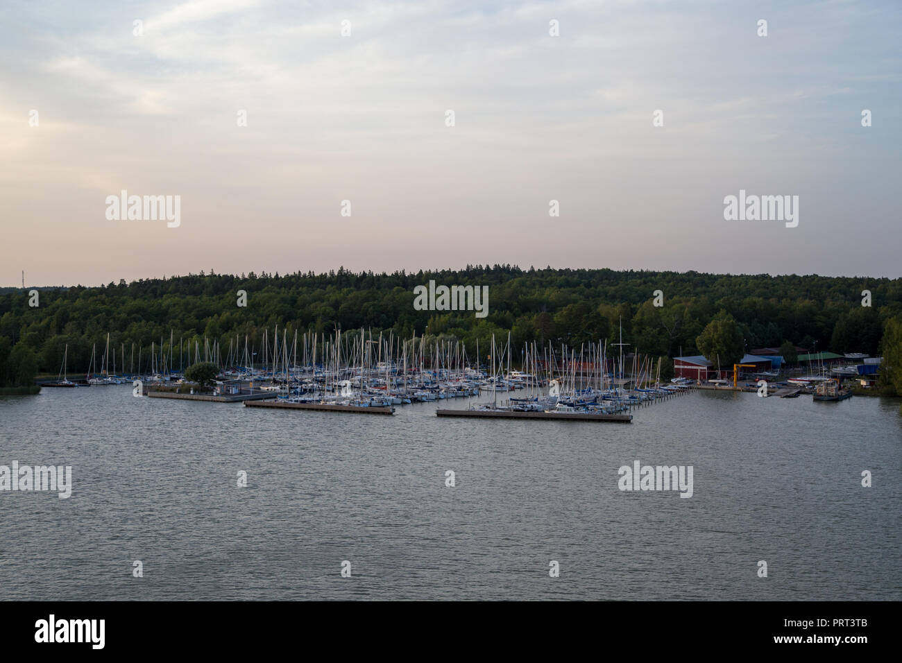 Editorial 08.09.2018 Finlande Turku, bateaux à voile à la marina dans les archipels pier Banque D'Images