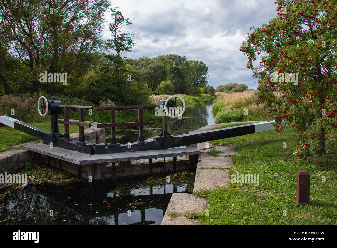 Restauration sur Gardham la verrouiller sur Canal Pocklington effectuée par la Société d'agrément Canal Pocklington Banque D'Images