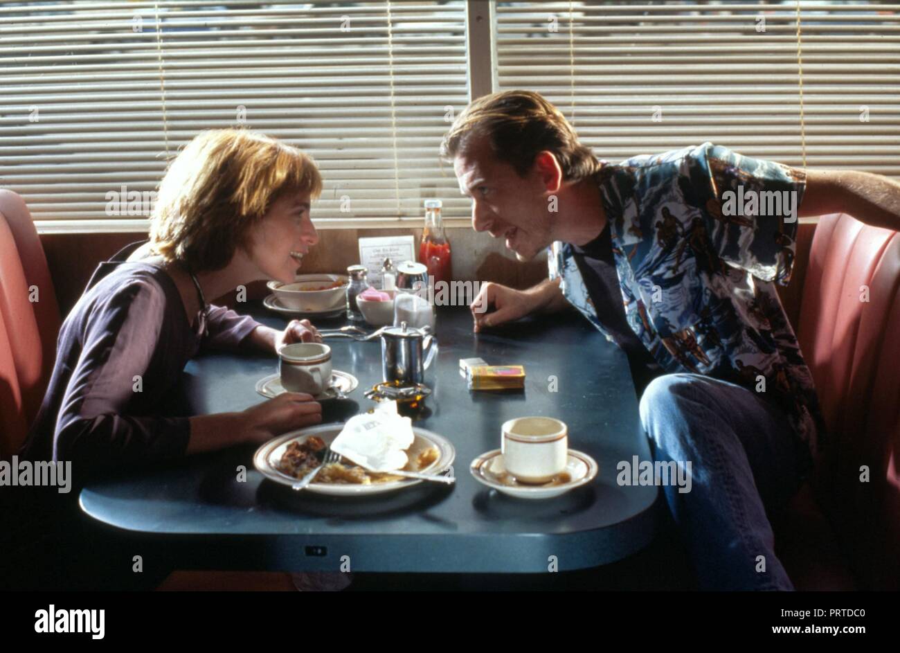 Titre original : Pulp Fiction. Titre en anglais : Pulp Fiction. Année : 1994. Réalisateur : Quentin Tarantino. Stars : Amanda Plummer et Tim Roth. Credit : MIRAMAX / Album Banque D'Images