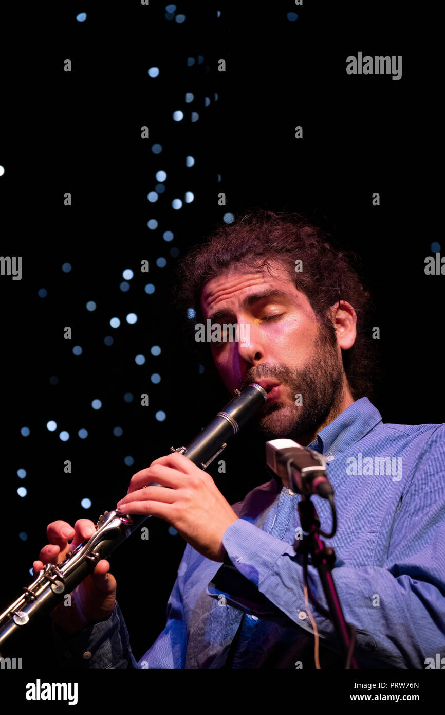 Oscar Antoli joue avec clarinette, clarinette basse noir Woody Quartet Jazz Festival 2018, Scarborough Banque D'Images