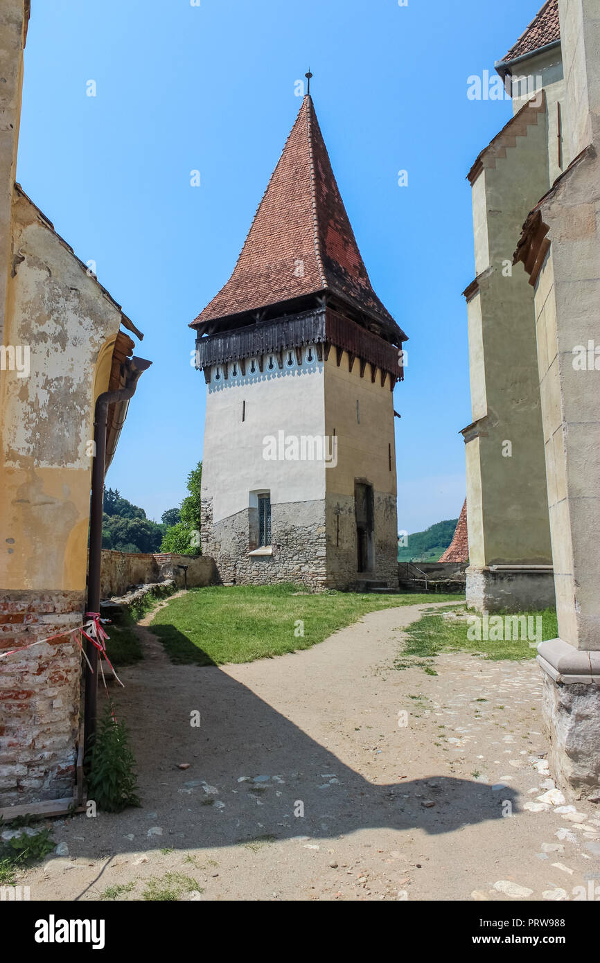 Tour de l'église fortifiée de Biertan en Transylvanie, Roumanie Banque D'Images