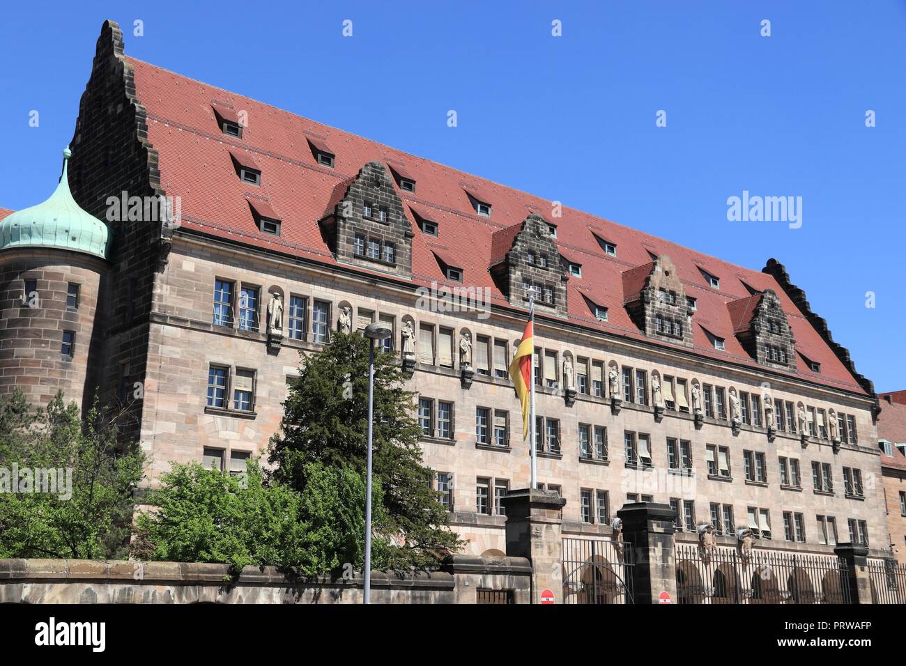 Nuremberg, Allemagne - Palais de justice où les procès de Nuremberg ont eu lieu après la Seconde Guerre mondiale 2. En ce moment : cour régionale, locale et le pros Banque D'Images