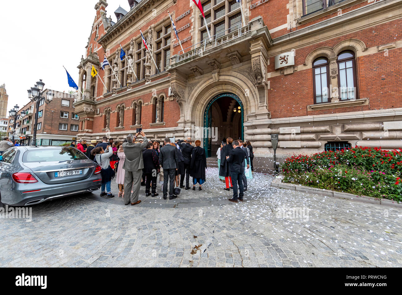 Un mariage à l'hôtel de ville. Dunkerque, France Banque D'Images