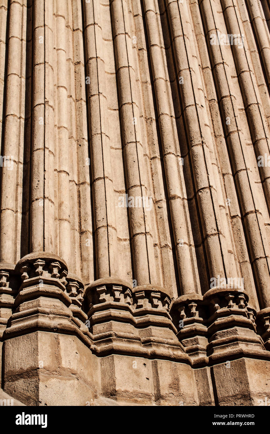 Détail de l'ancienne Saint Marie de la mer Église (Basílica de Santa Maria del Mar) dans le district de Ribera gothique de Barcelone, Catalogne, Espagne Banque D'Images