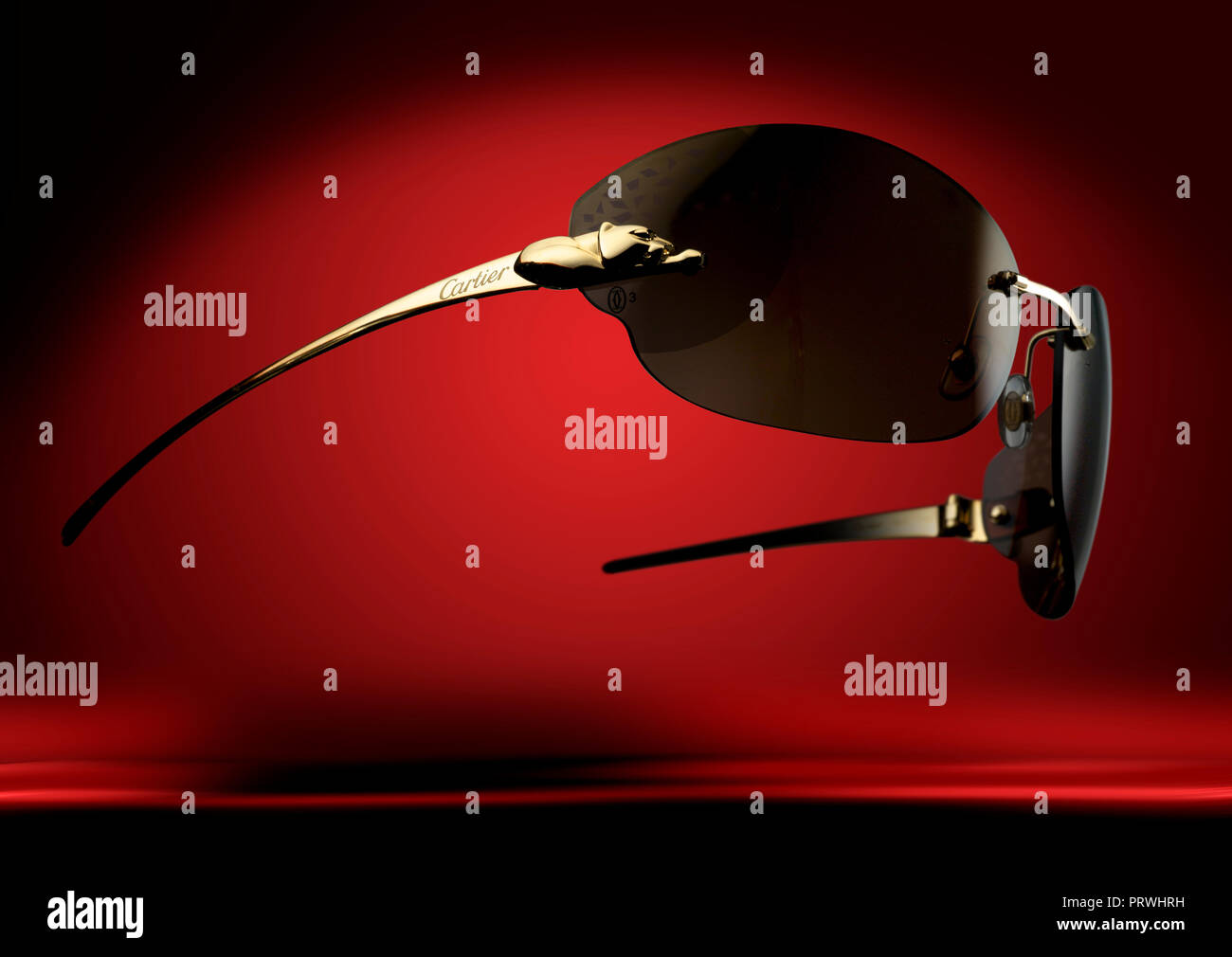 Brown Gold Cartier Panthere Lunettes Banque D'Images