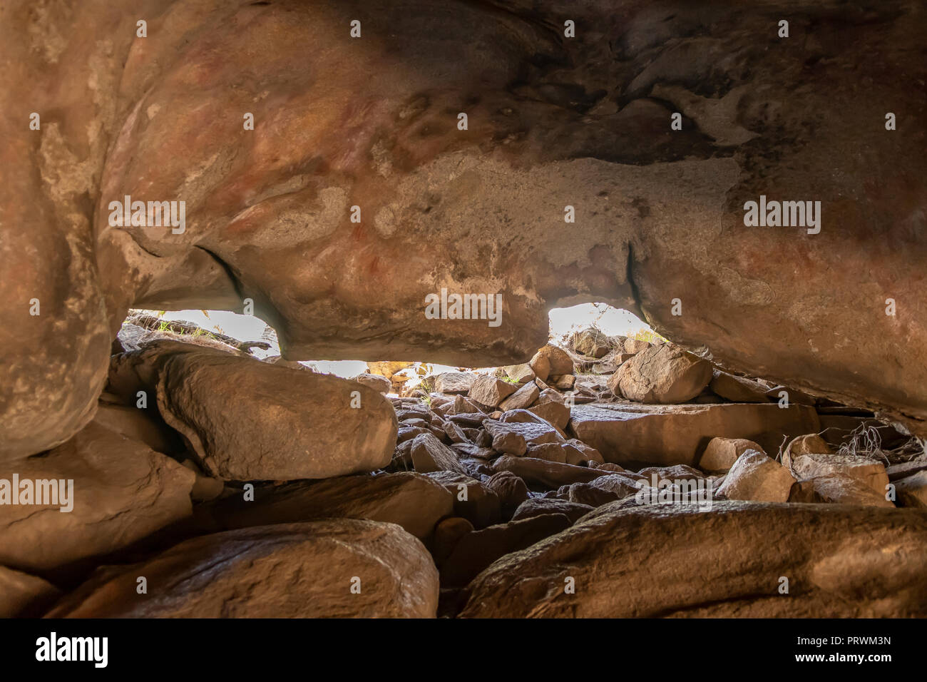 Art rupestre Mulka's Cave, les ralentisseurs, près de Hyden, WA, Australie Banque D'Images
