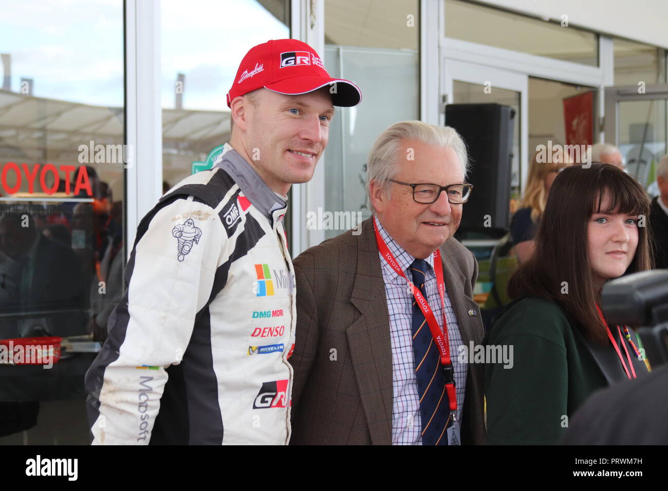 Deeside Rally Village, Pays de Galles UK Jeudi 04 octobre 2018, Dafydd Elis-Thomas dévoile une voiture rallye Rallye Deeside, village du Pays de Galles : Mike Clarke/Alamy Live News Banque D'Images