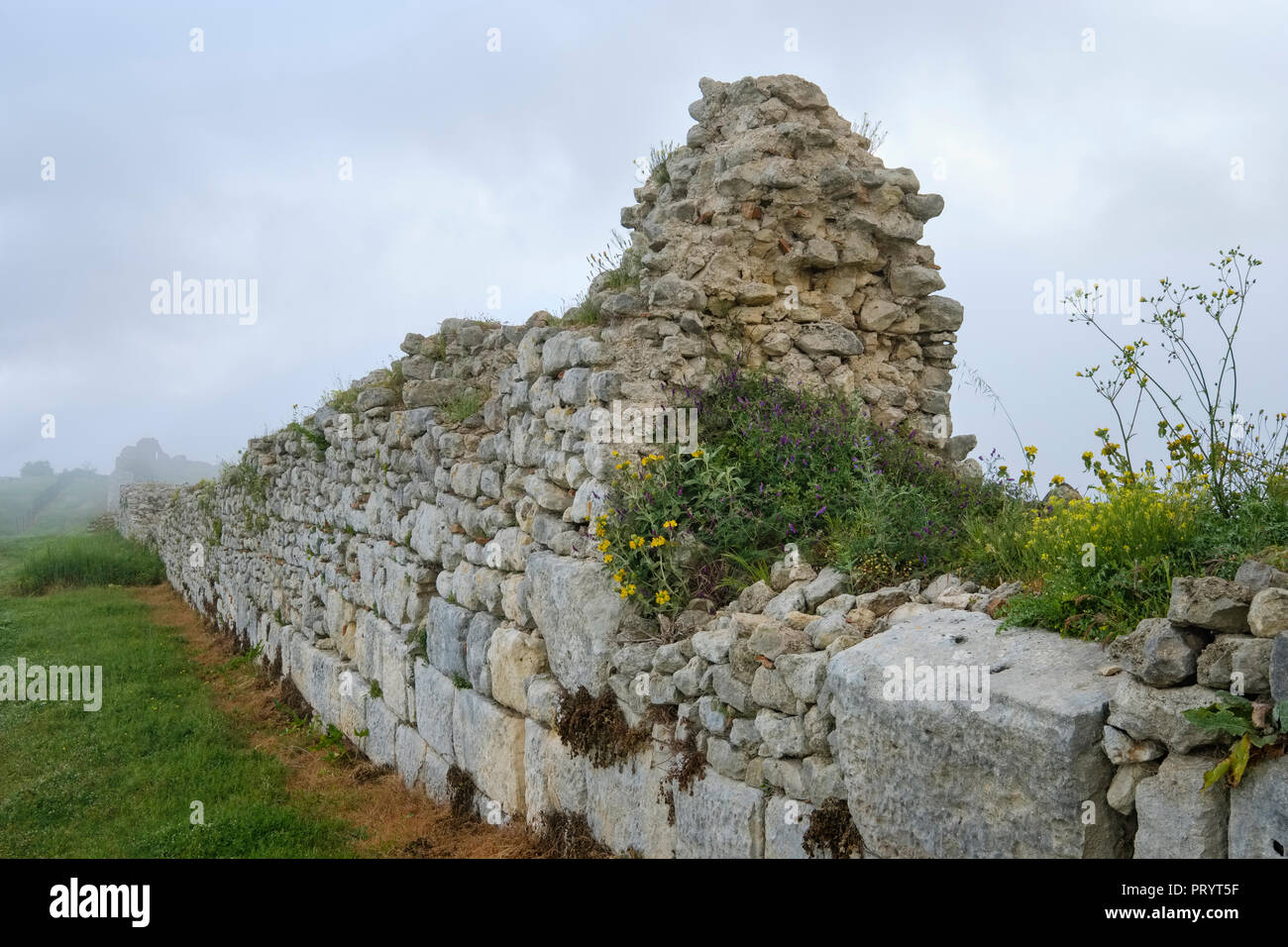L'Albanie, Fier, ancienne ville du comté de Byllis, mur de la ville Banque D'Images