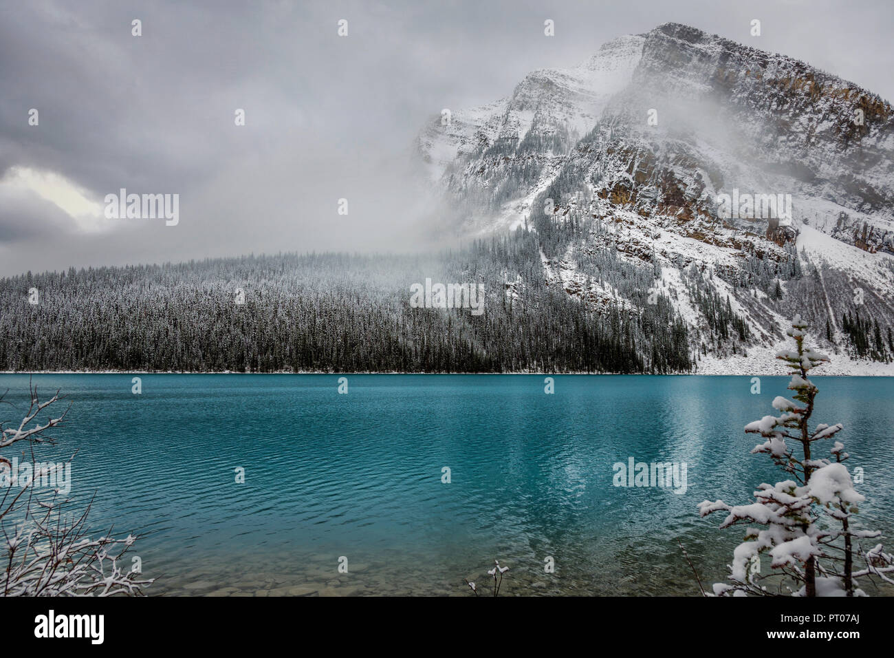 Lake Louise, Banff National Park, Canada Banque D'Images