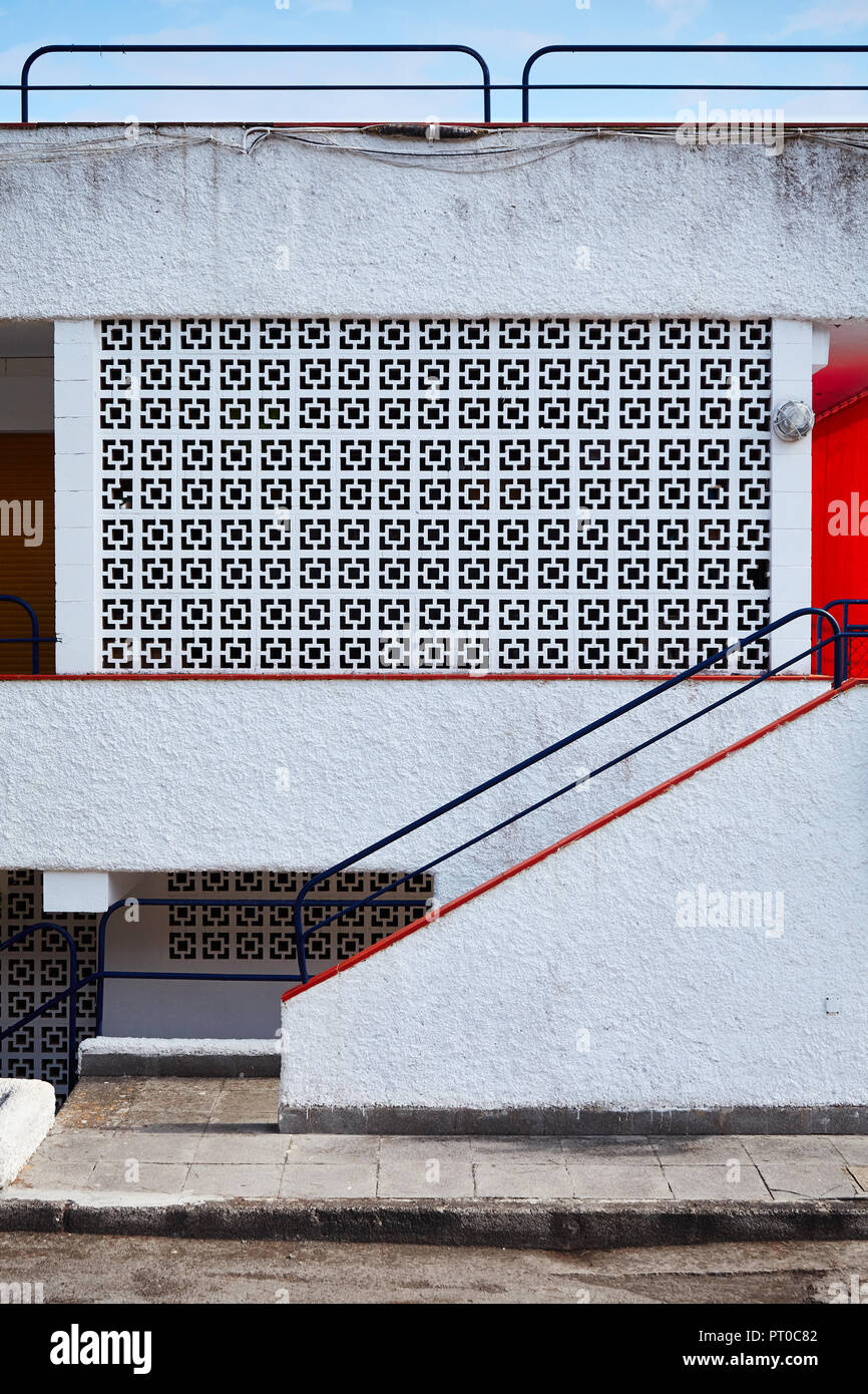 La façade de l'immeuble avec escalier, Mallorca, Espagne. Banque D'Images