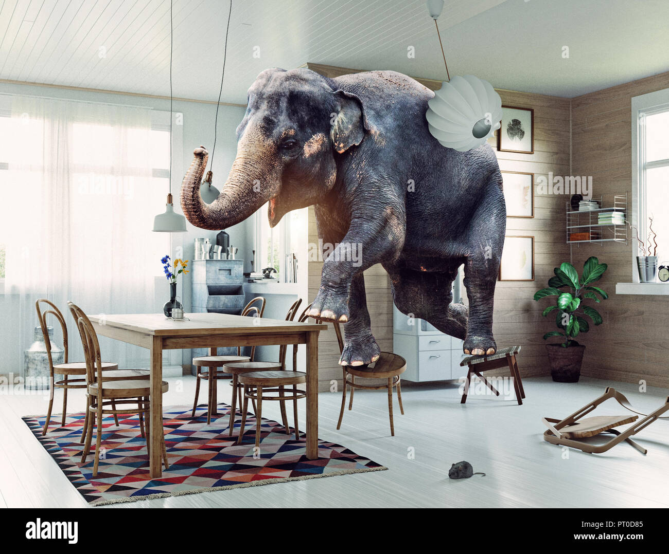 Peur de l'éléphant à la souris table. Médias et photo illustration créative  mixte Photo Stock - Alamy