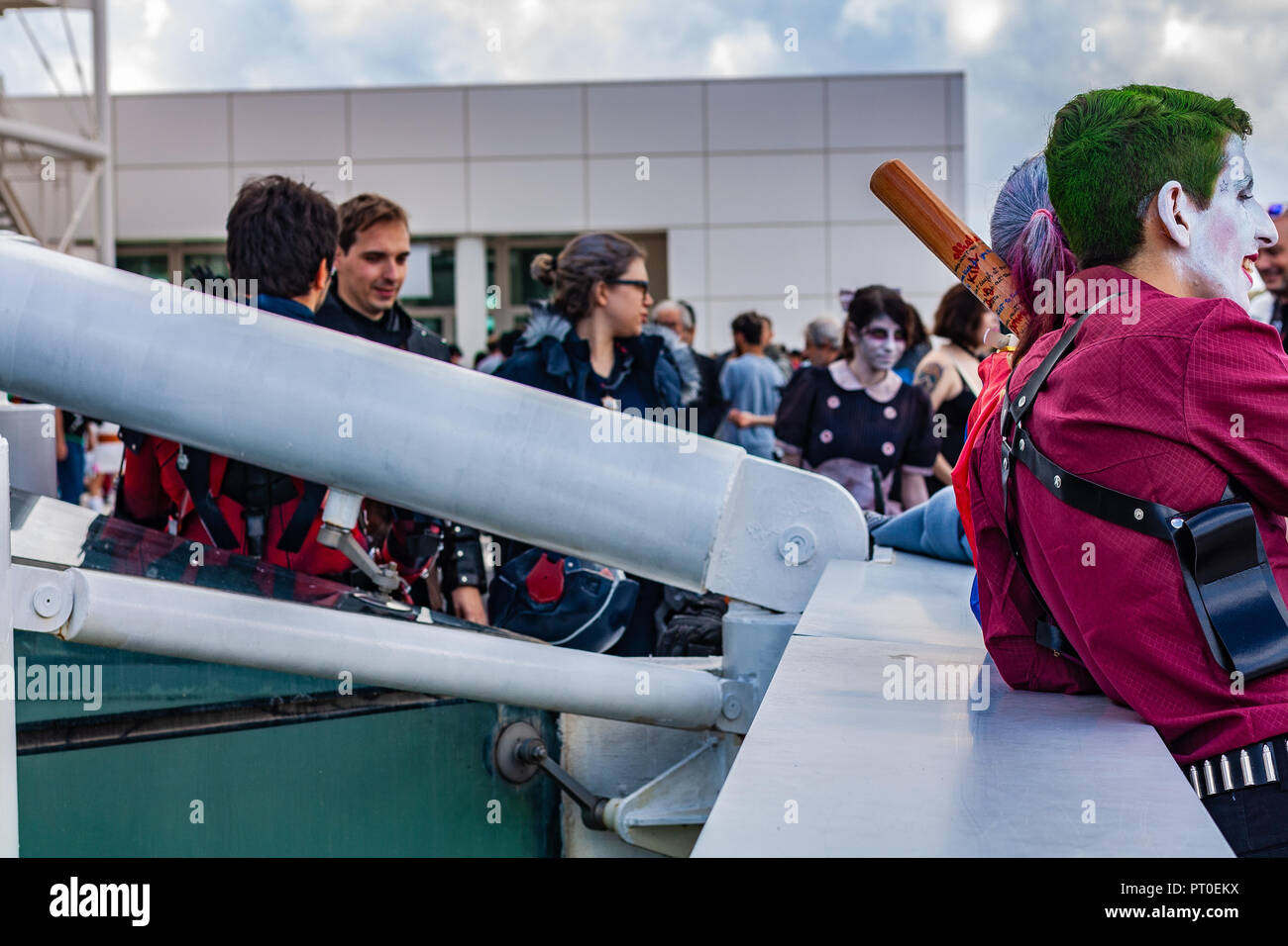 Rome, Italie, le 5 octobre 2018. Rassemblement annuel de la meilleure bande dessinée et de jeux vidéo festival du sommet. Cosplayeurs, le joker avec son suicide squad. Banque D'Images