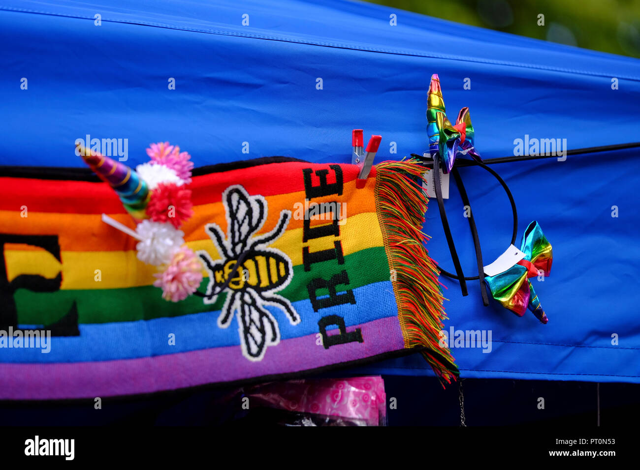 Foulard de couleur arc-en-ciel à Gay-Prode event Banque D'Images