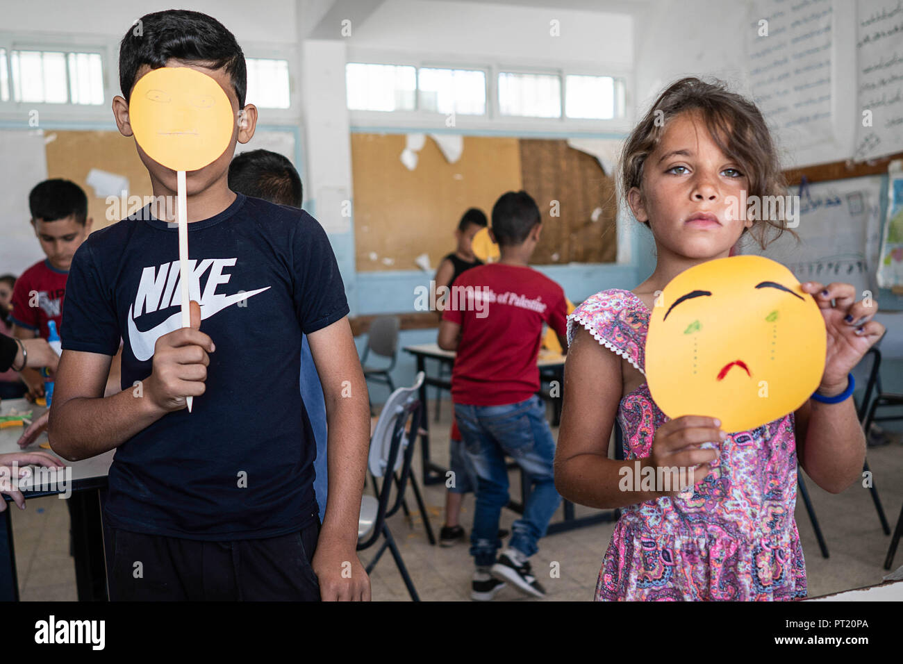 Bethleem Palestine Feb 8 18 Reem Est Vu Triste Parce Qu Il N Aime Pas Sa Sœur Pas Plus Au Cours De L Ete Camp Le Retour De L Ete Camp A Ete Organise Pour Les Enfants