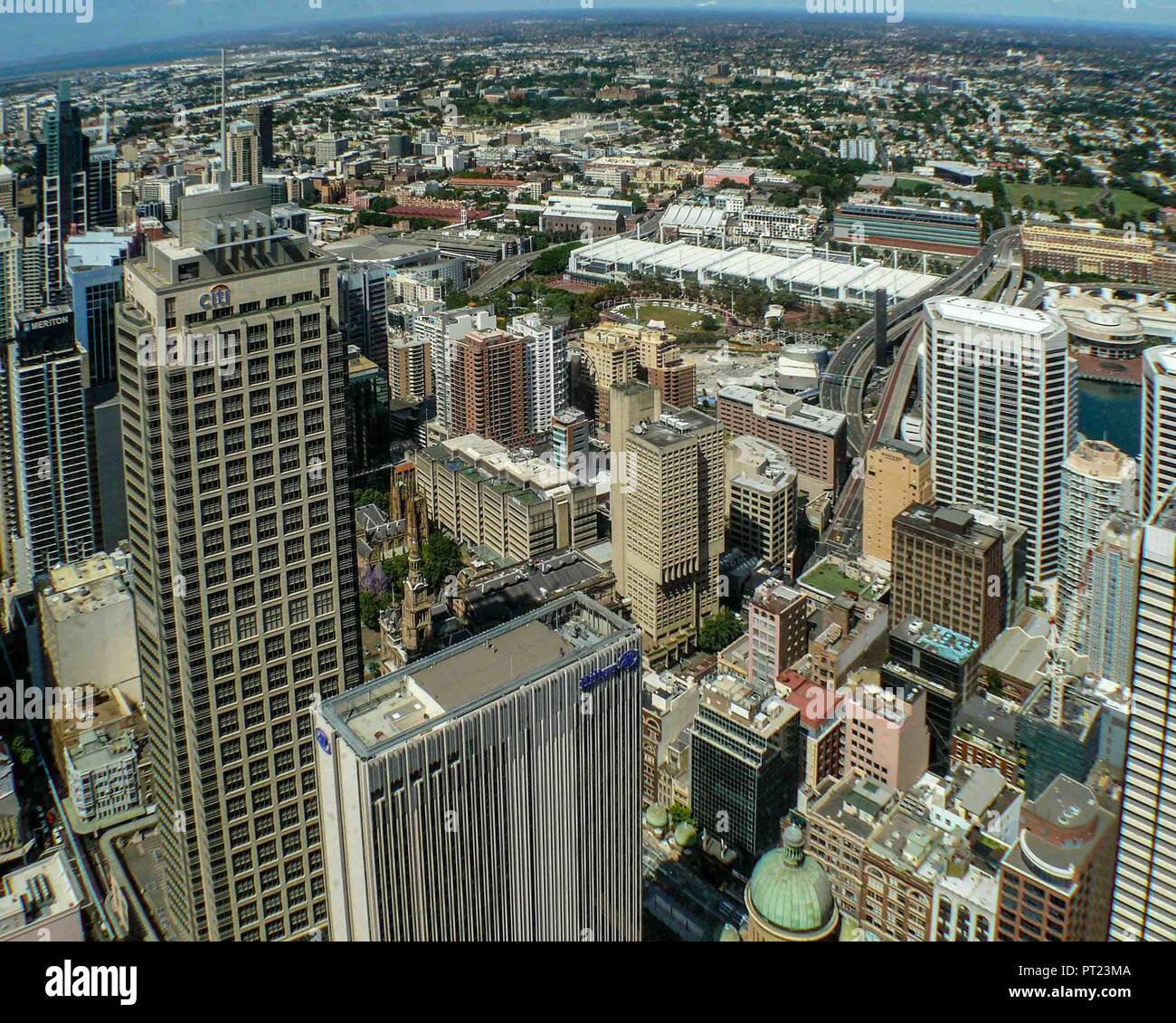 Sydney, Nouvelle-Galles du Sud, Australie. Nov 9, 2008. Le quartier central des affaires de Sydney à partir de la Tour de Sydney. La plus haute structure de Sydney, Australie c'est un point d'observation favori pour les visiteurs et les touristes. Credit : Arnold Drapkin/ZUMA/Alamy Fil Live News Banque D'Images