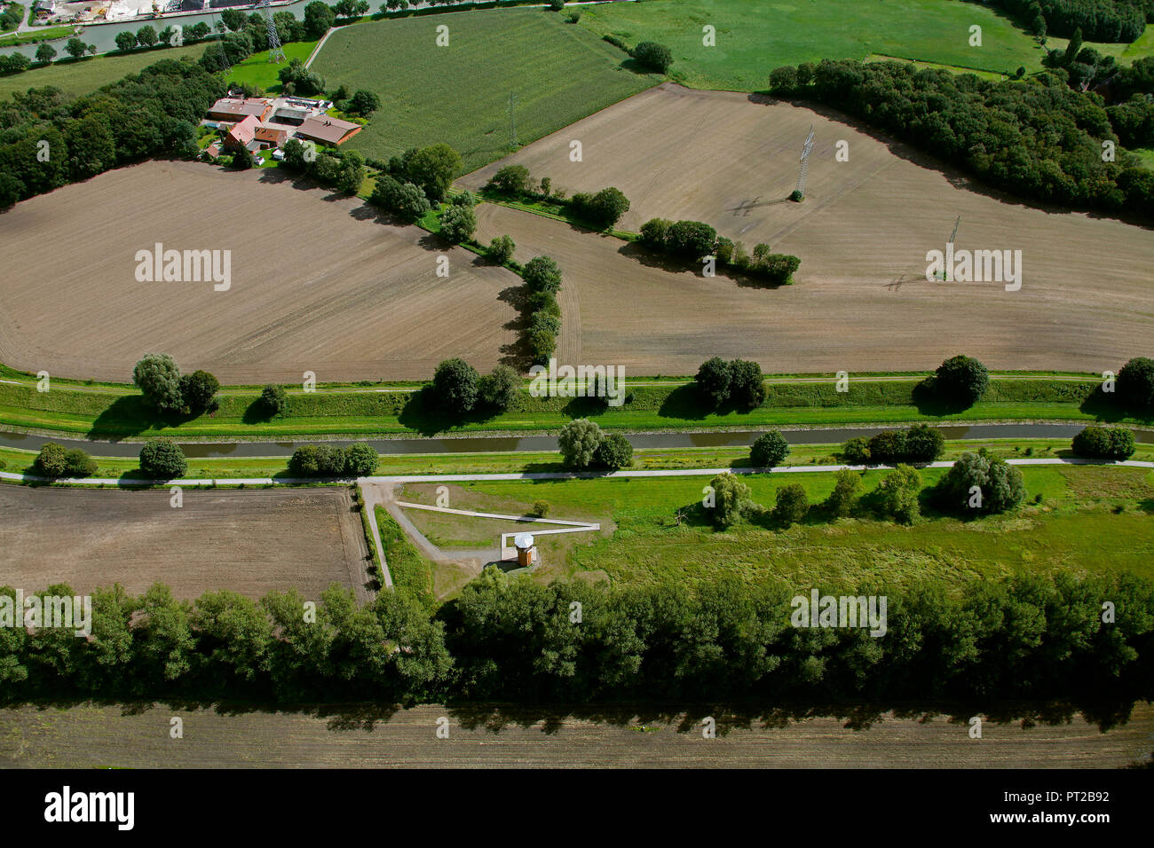 Vue aérienne, l'Emscher, Art, Kawamat Tower, Castrop-Rauxel Castrop-Rauxel, jonction de la voie navigable, Emscherkunst.2010, œuvres à l'Emscher, Ruhr, Rhénanie du Nord-Westphalie, Allemagne, Europe, Banque D'Images