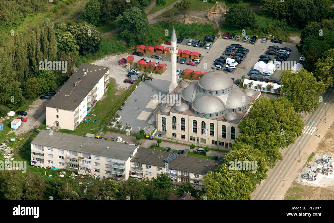 Vue aérienne, Duisburg, mosquée DiTiB Merkez & Educational Centre, Duisburg, Ruhr, Rhénanie du Nord-Westphalie, Allemagne, Europe Banque D'Images