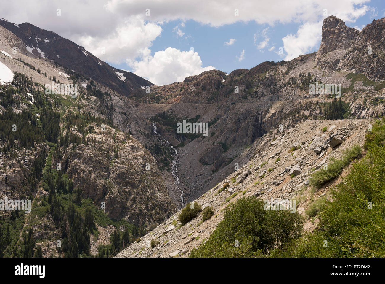 USA, au sud-ouest, en Californie, au paysage de montagne Tioga Pass, Banque D'Images