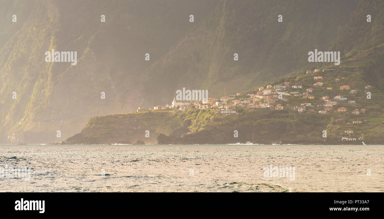 Le villeage de Seixal, Porto Moniz, municipalité de la région de Madère, Portugal, Banque D'Images