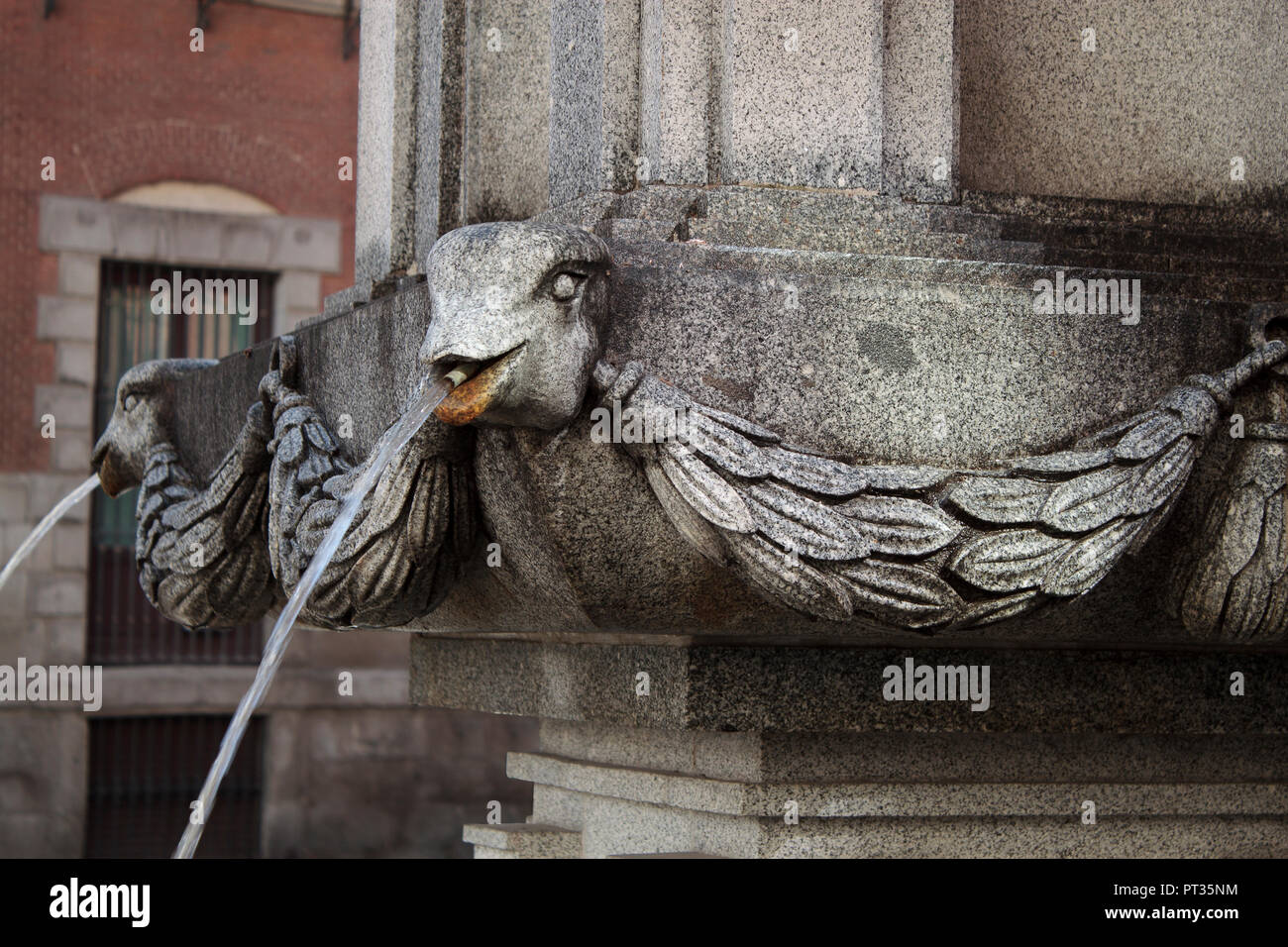 Fontaine d'Orphée (Fuente de Orfeo), situé à l'entrée de la Principale Squere (Plaza Mayor) à Madrid, Espagne, Europe. Banque D'Images