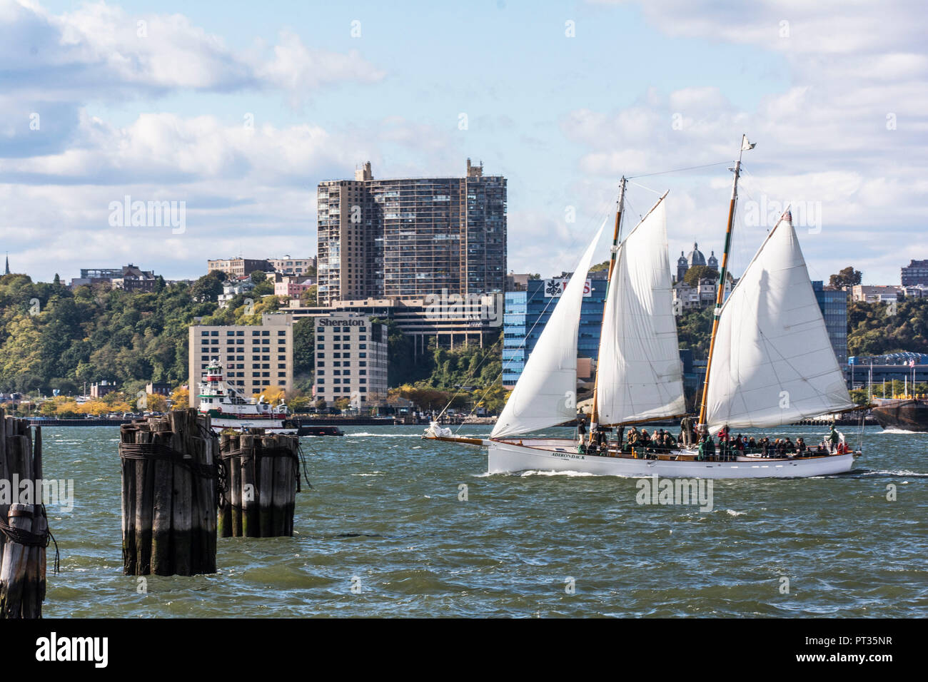 Voilier sur la rivière Hudson de New York aux ETATS UNIS Banque D'Images