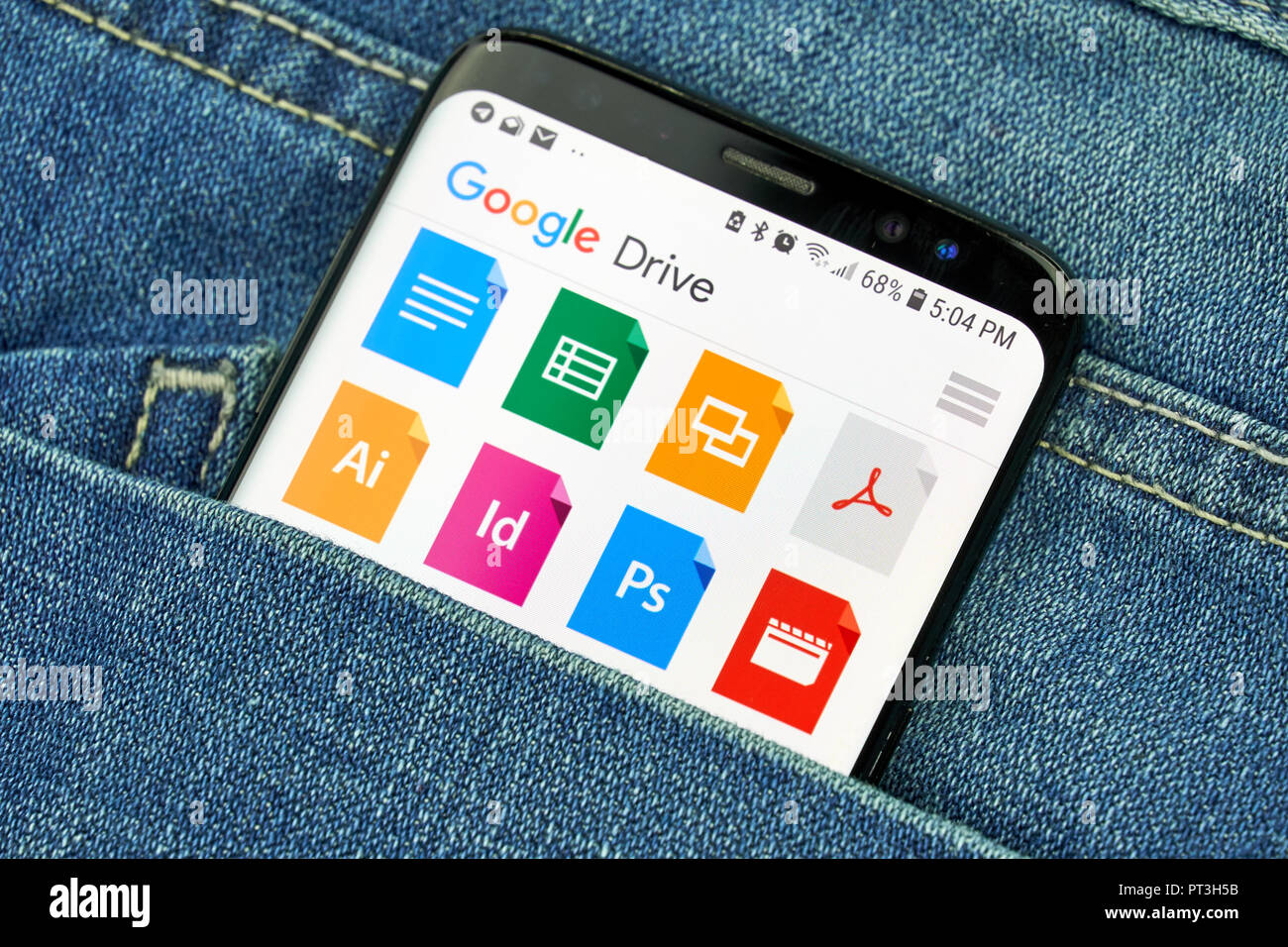 Montréal, Canada - 4 octobre 2018 : Google Drive app sur s8 écran. Google Drive est un stockage de fichiers. Google est une société de technologie américaine Banque D'Images