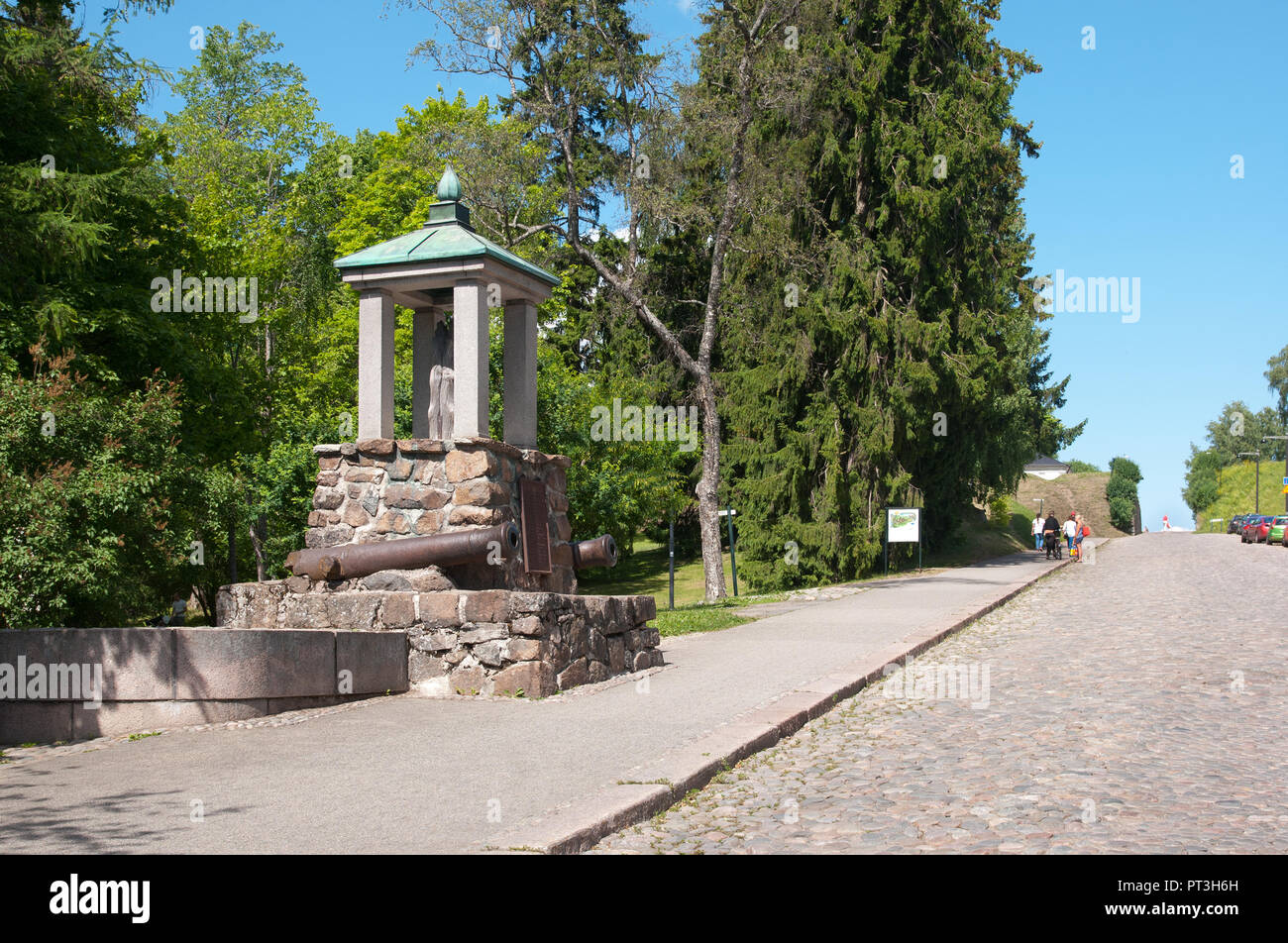 LAPPEENRANTA, FINLANDE - le 15 juin 2016 : Monument de la bataille de Villmanstrand 1741 sur Kristiinankatu près d'Old Park Banque D'Images