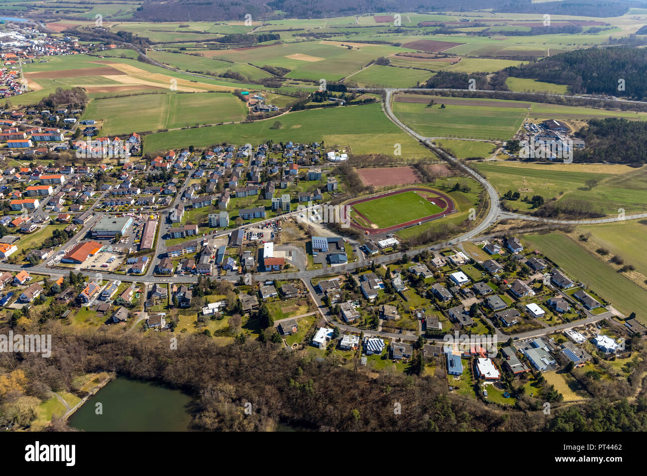 Stade sur le Odershäuser road, terrain de football, terrain de sport à Bad Wildungen, resort center et station thermale historique, dans l'arrondissement de Waldeck-Frankenberg, Hesse du Nord, Hesse, Allemagne Banque D'Images