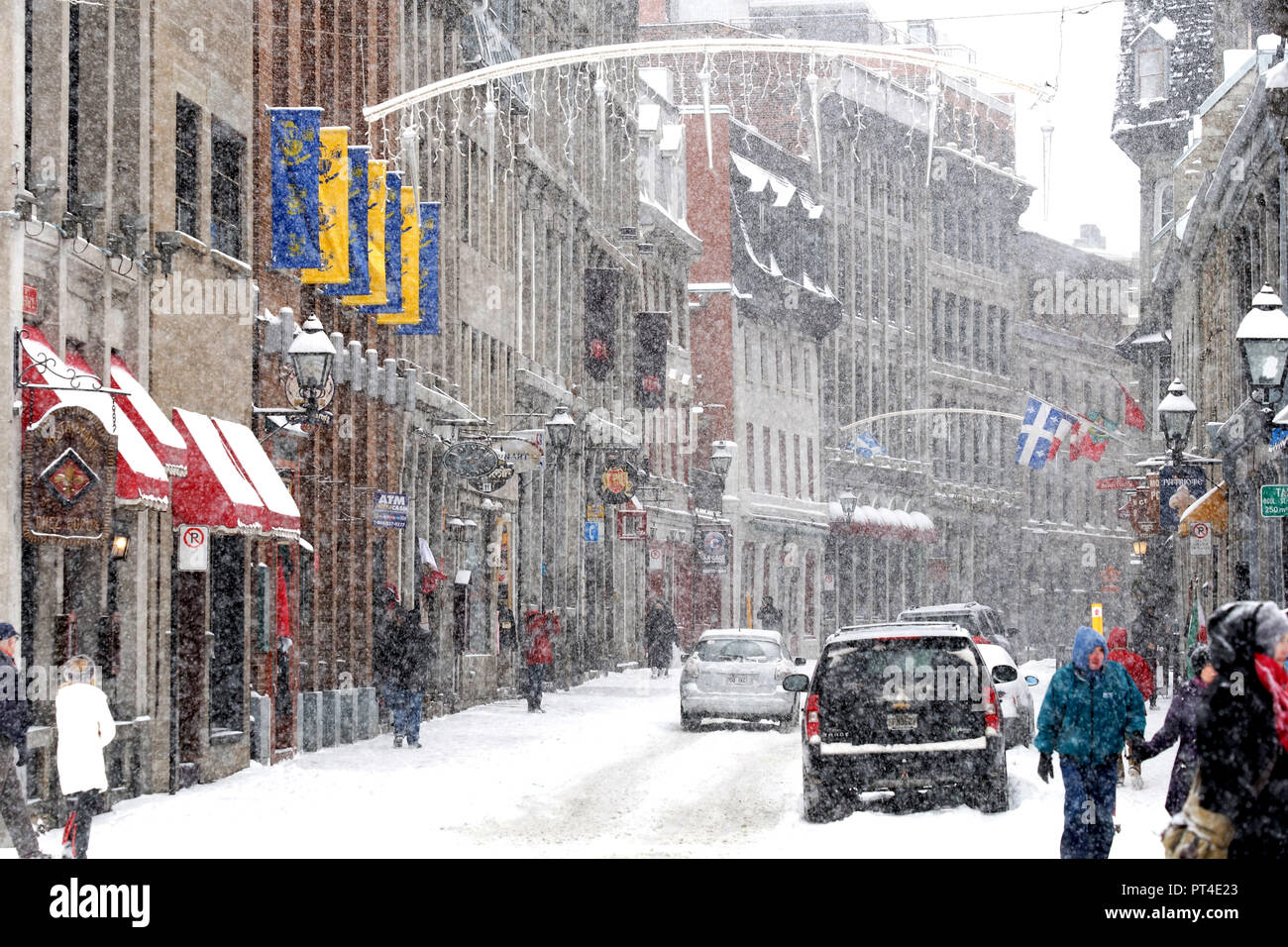 Montréal, Canada, 19 janvier 2013. La rue St-Paul dans le Vieux-Montréal pendant une tempête.Credit:Mario Beauregard/Alamy Live News Banque D'Images
