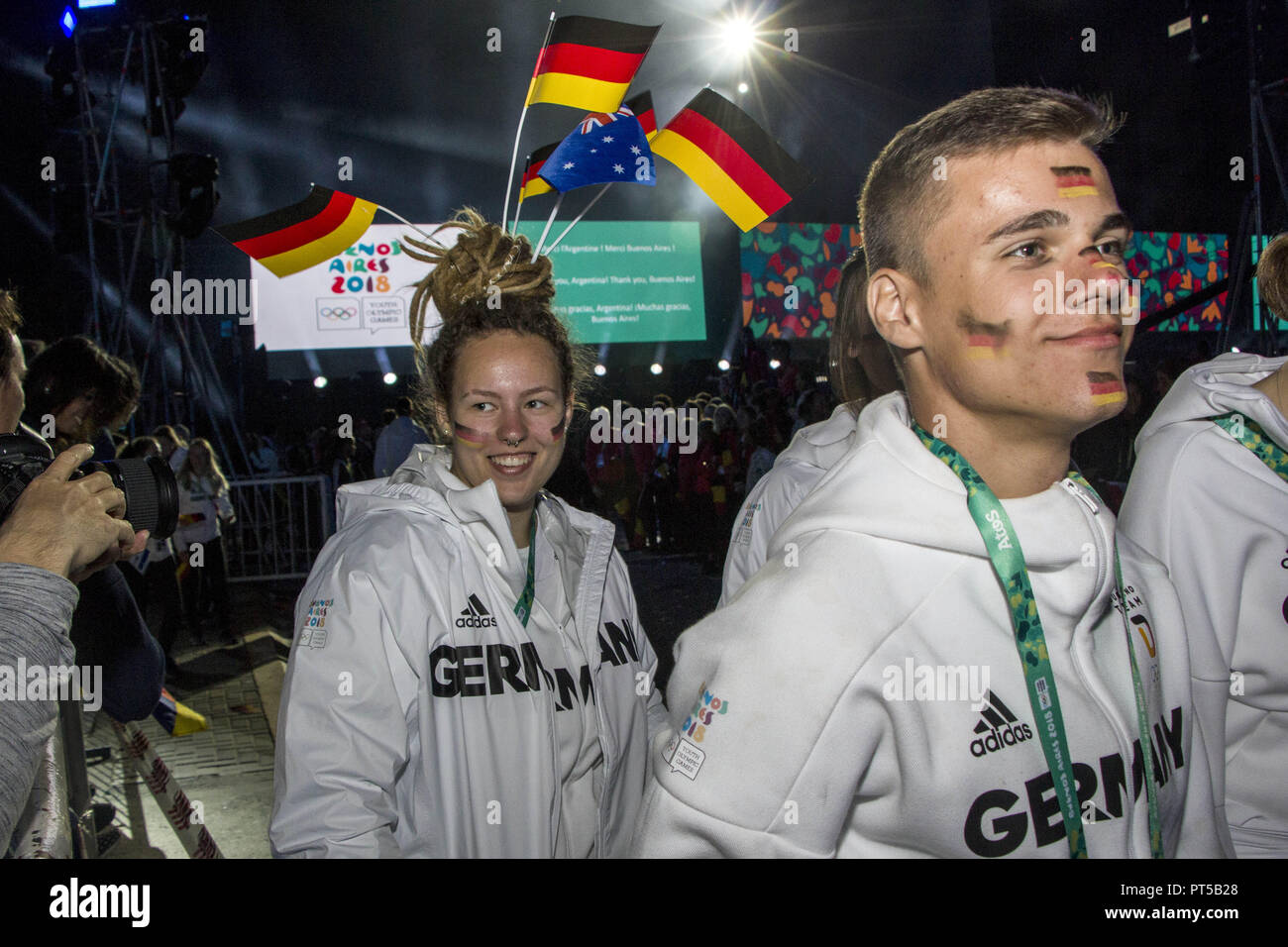 Buenos Aires, capitale fédérale, l'Argentine. 6 Oct, 2018. La délégation de l'Allemagne présente à la cérémonie d'ouverture des Jeux Olympiques de la Jeunesse 2018 de Buenos Aires. Credit : Roberto Almeida Aveledo/ZUMA/Alamy Fil Live News Banque D'Images