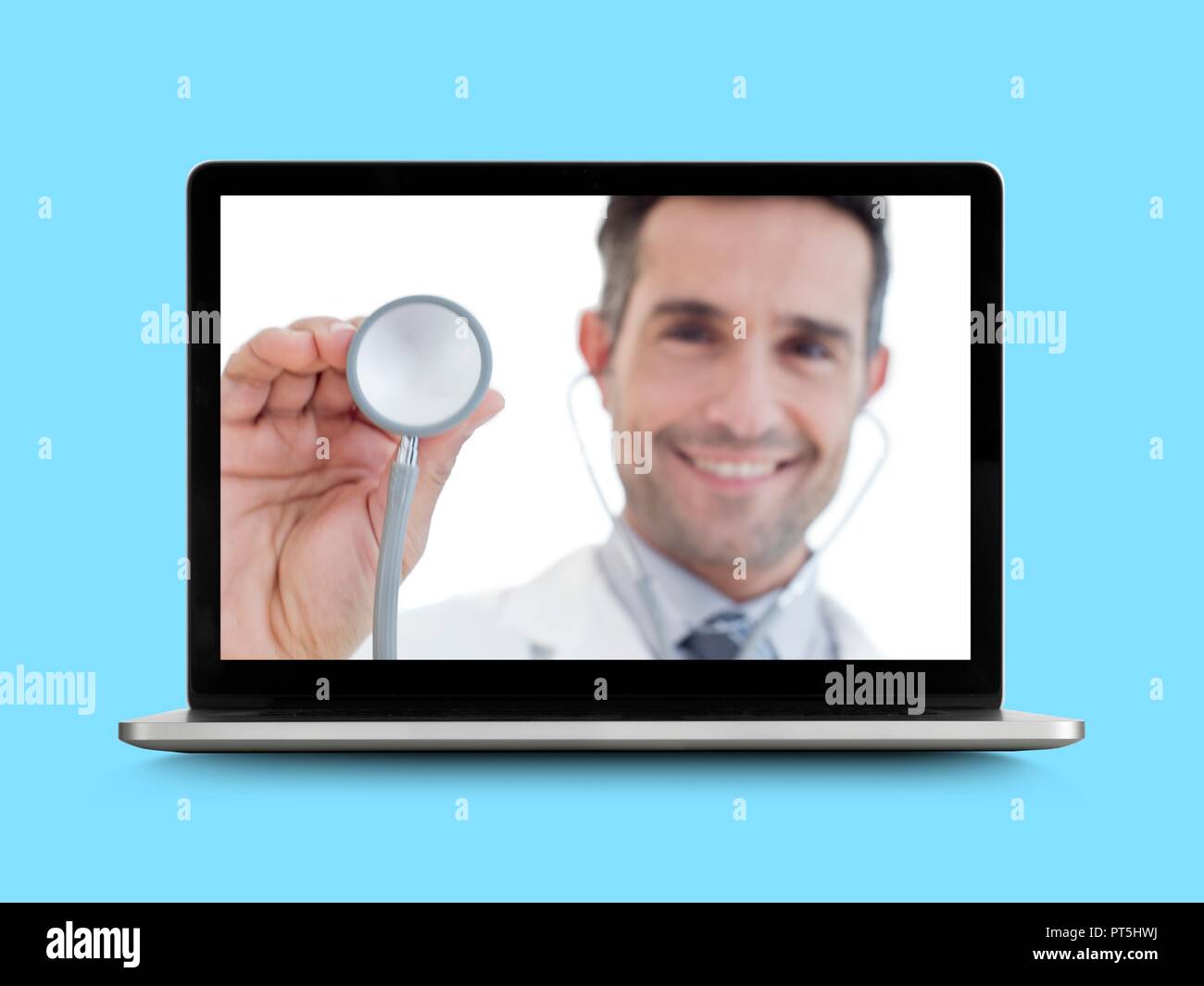 Doctor with stethoscope on laptop monitor. Banque D'Images