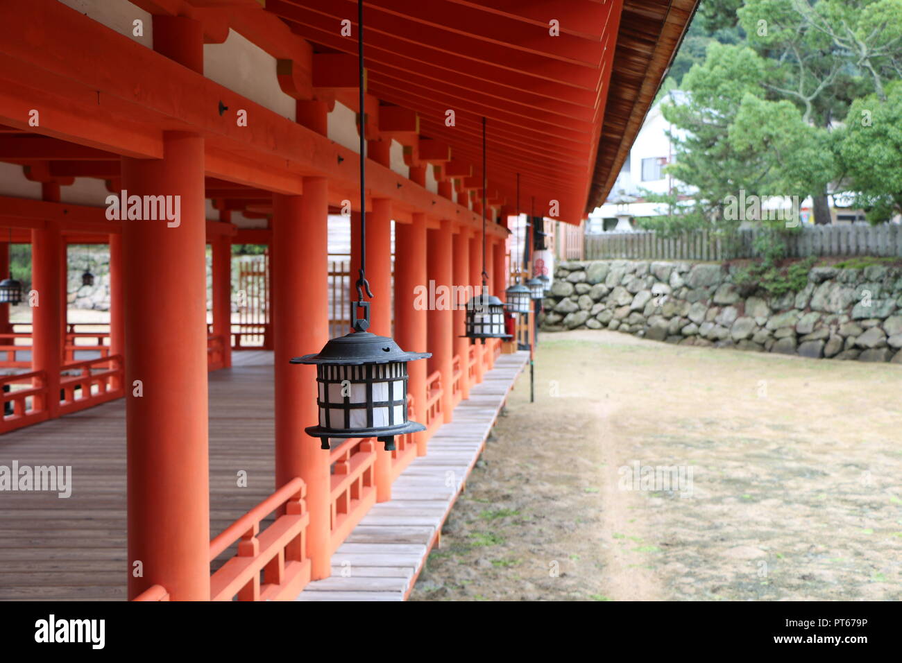 La Lanterne Passerelle, Miyajima, Japon Banque D'Images