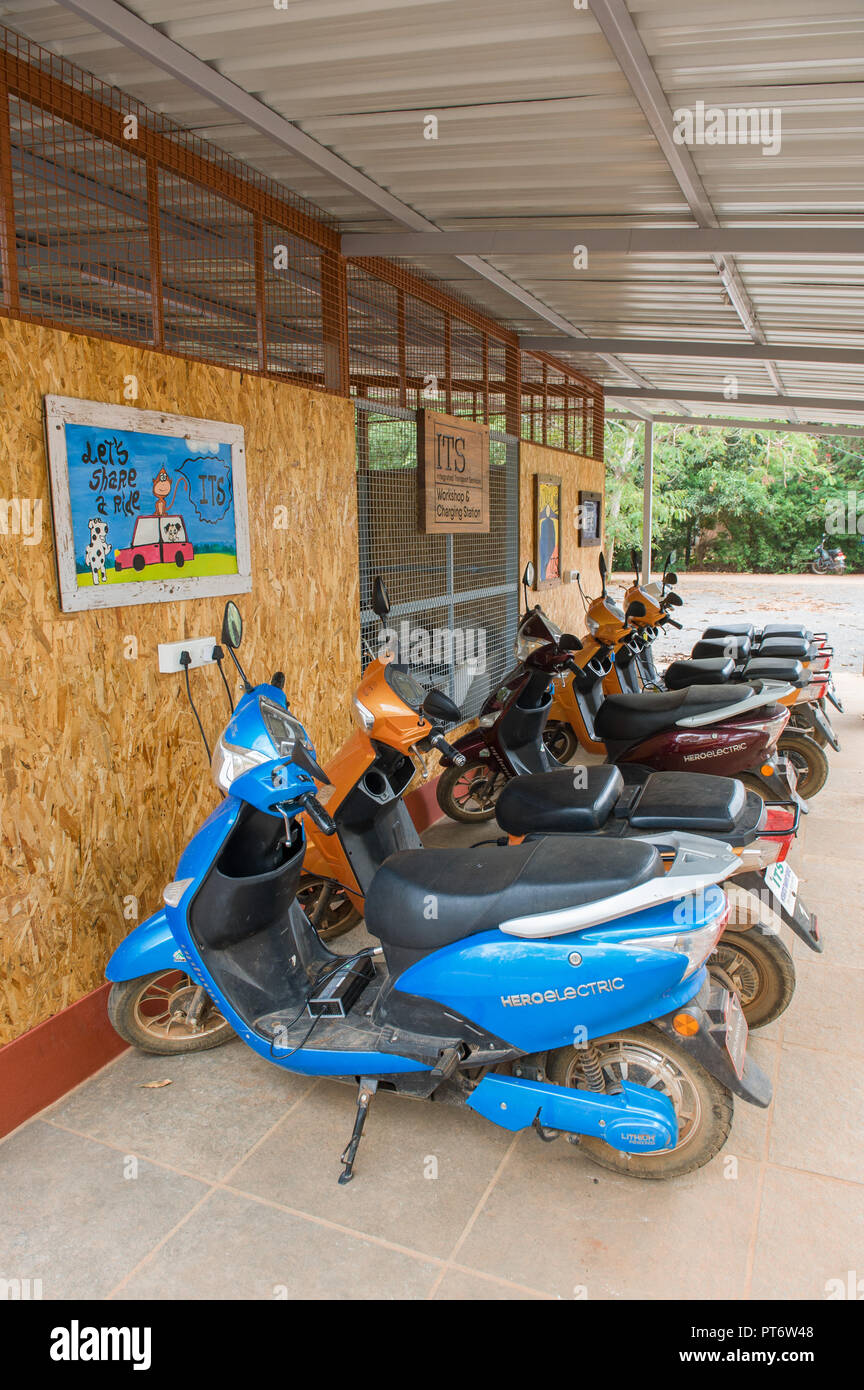 AUROVILLE, INDE - 26 juillet 2018 : SON service de transport intégré est un service de transport à but non lucratif. Banque D'Images