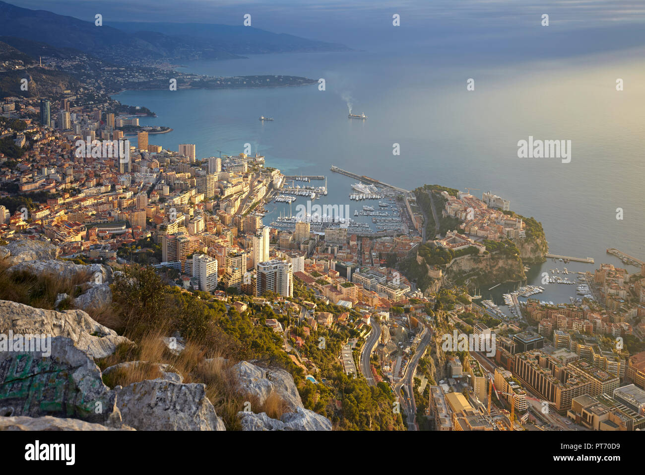 Vue de Monte Carlo à partir de la tête du chien rock, France Banque D'Images