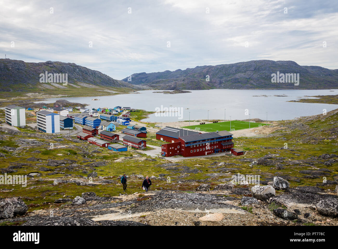 Qaqortoq et le lac à proximité, Groenland Banque D'Images
