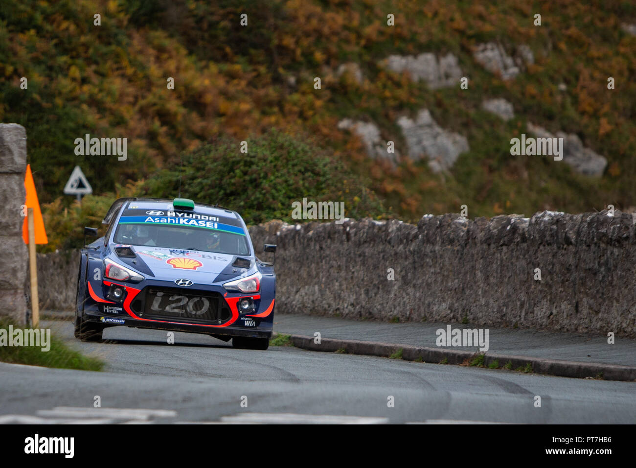 Llandudno, Royaume-Uni. 7 Oct, 2018. Dayinsure WRC Wales Rally GB, jour 4 ; Hyundai Mobis Shell pilote WRC Hayden Paddon et co-pilote Sebastian Marshall dans les Hyundai i20 WRC Coupé : Action Crédit Plus Sport/Alamy Live News Banque D'Images