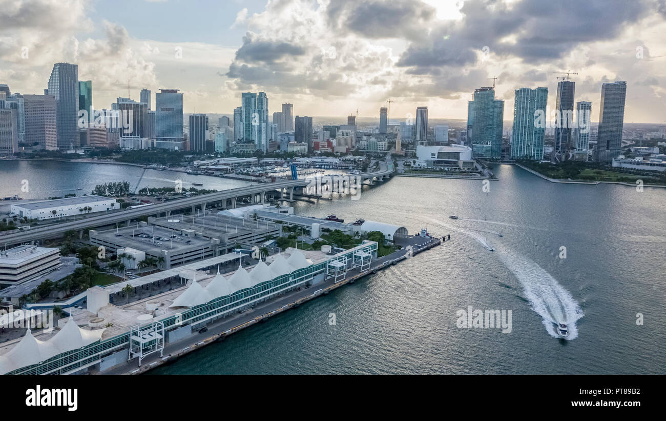 Vue aérienne du port de Miami, Floride, USA Banque D'Images