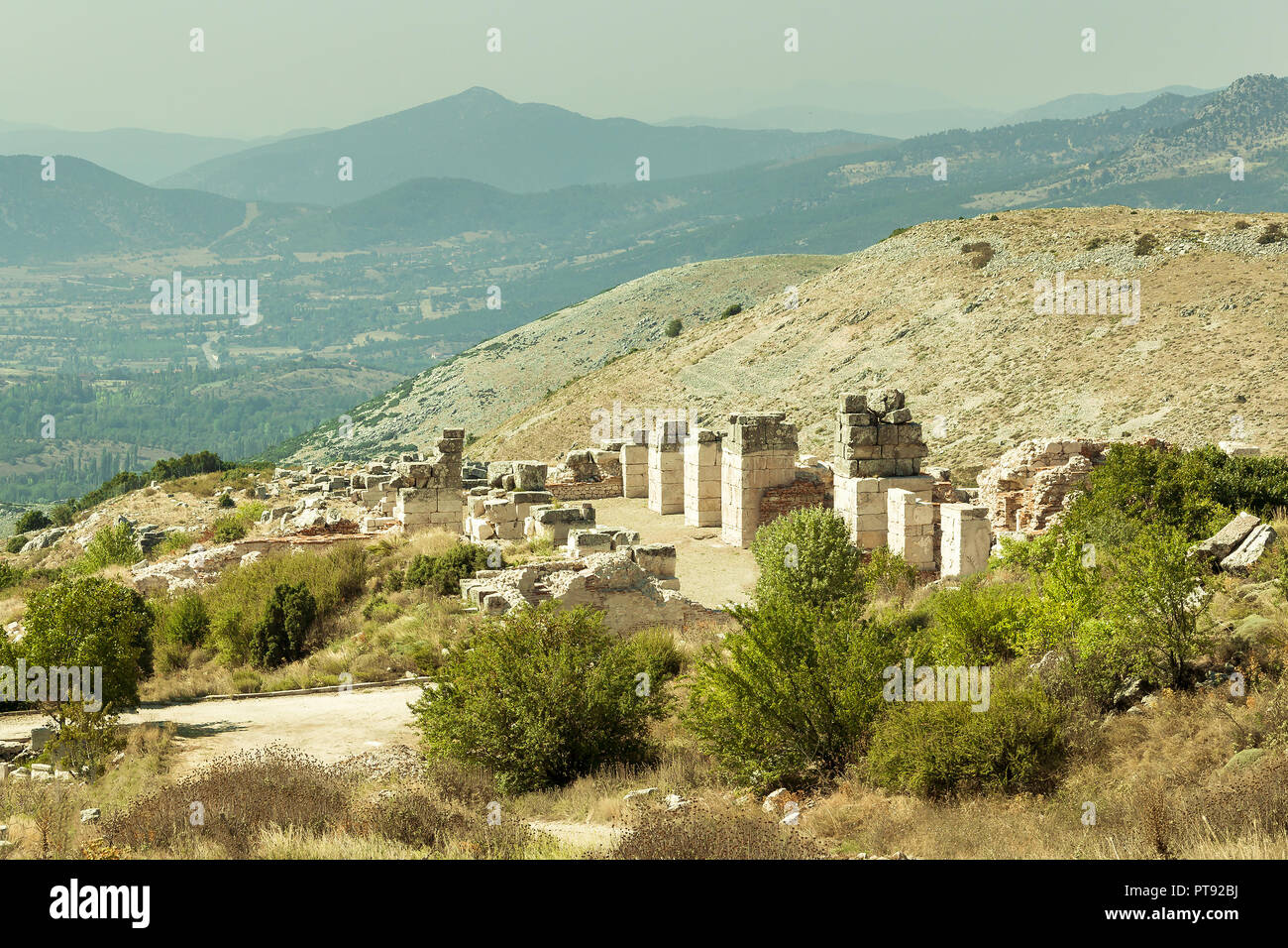 Sagalassos Ville Acient Colonne ruines historiques des montagnes. Banque D'Images