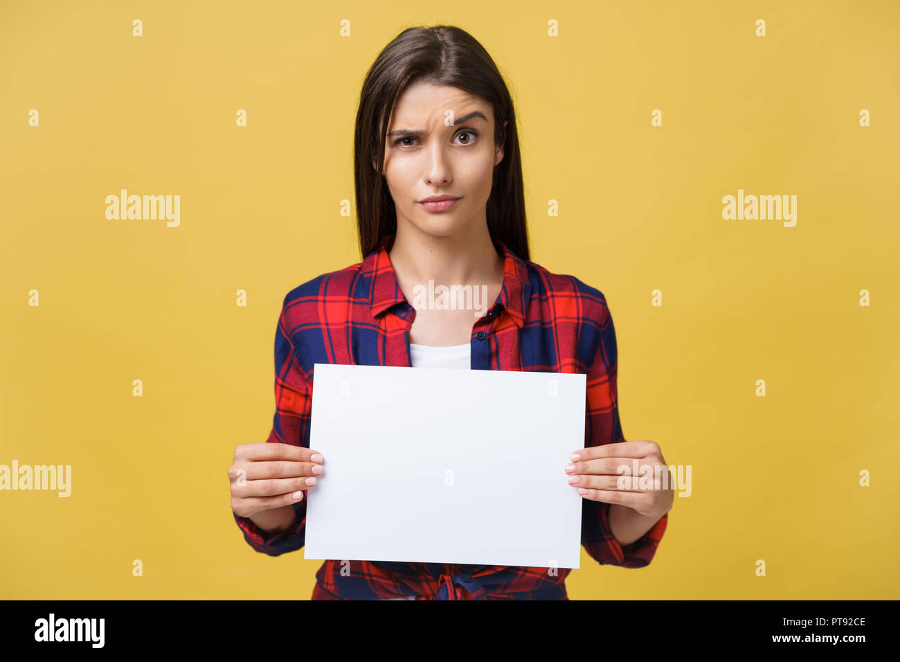 Avoir Images Femme D Enseigne Vierge De Papier Vide Avec Copie Espace Pour Le actualisé par