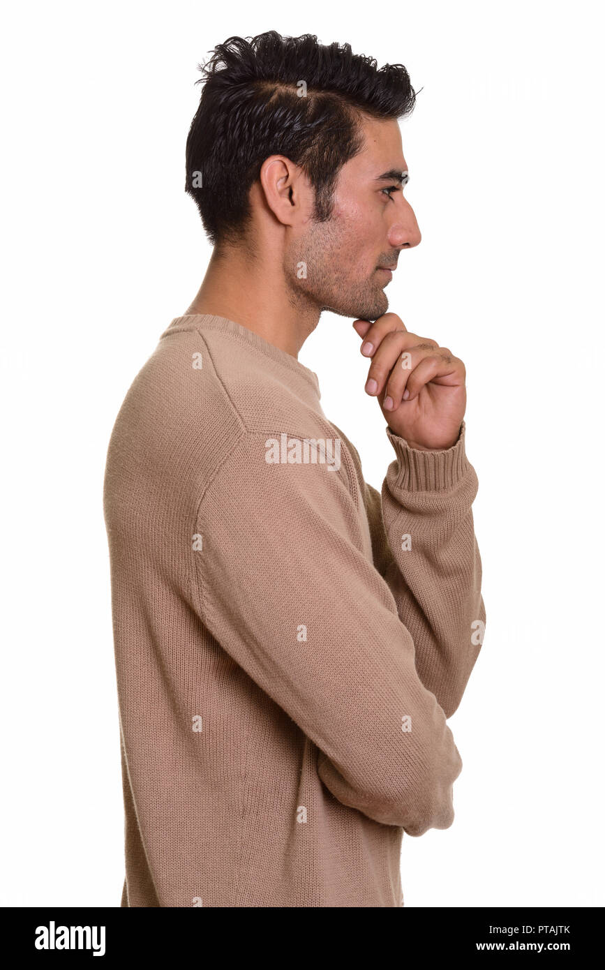 Beau jeune homme Perse contre fond blanc Banque D'Images