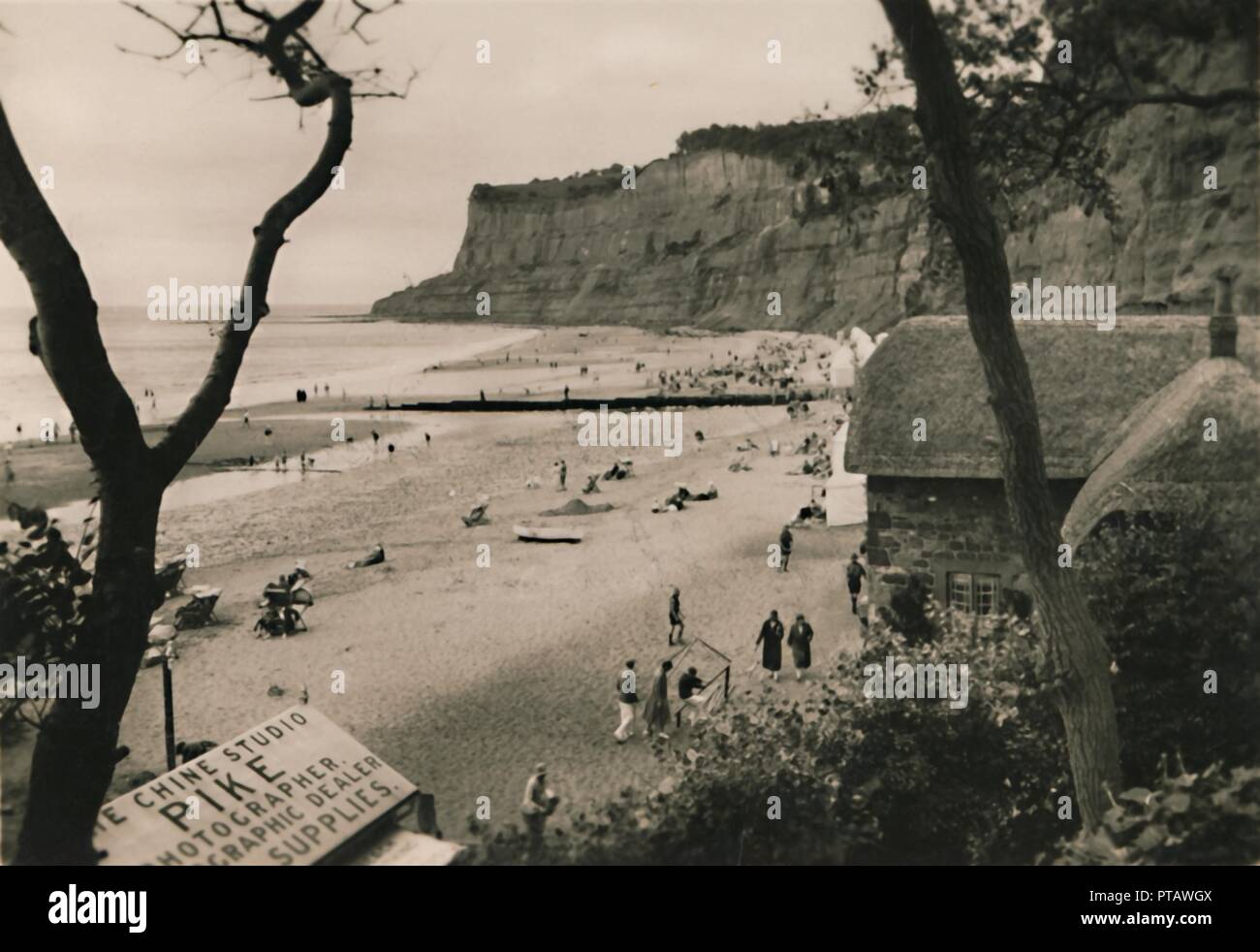 'Sands et ancien chef de Shanklin, Shanklin, I.W.", c1920. Créateur : Inconnu. Banque D'Images