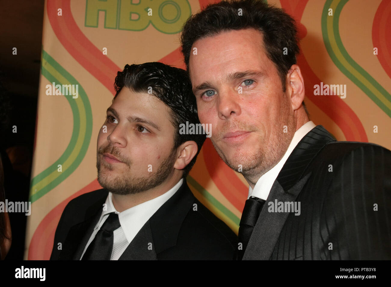 Films Et Séries Tv Avec Kevin Dillon Jerry ferrara et kevin dillon Banque de photographies et d'images à haute  résolution - Alamy